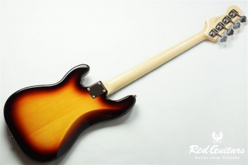 MADE IN JAPAN TRADITIONAL 60S PRECISION BASS® - 3Tone sunburst